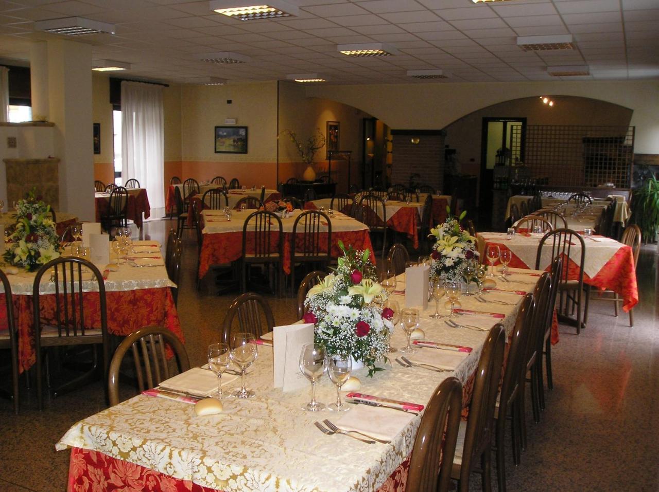 Parina Inn - Locanda Camerata Cornello Екстер'єр фото